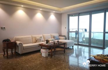 charming view，bright & quiet  apartment @Green City area